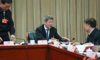 青海代表团举行会议审议“两高”报告